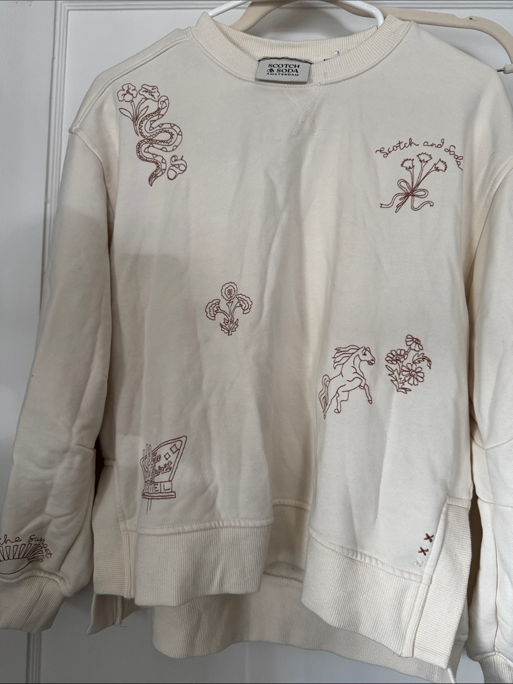 Scotch & Soda Cream Sweatshirt with Brown Embroidered Motifs